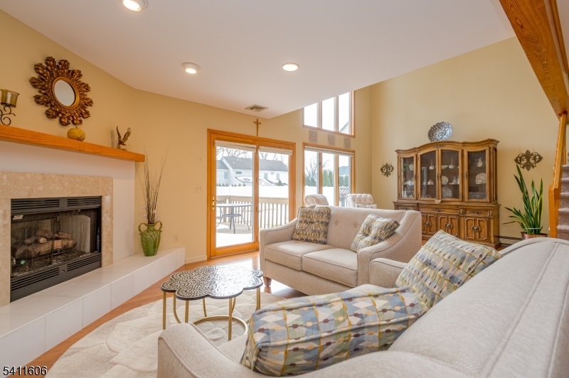 Log Cabin Estates - Residential