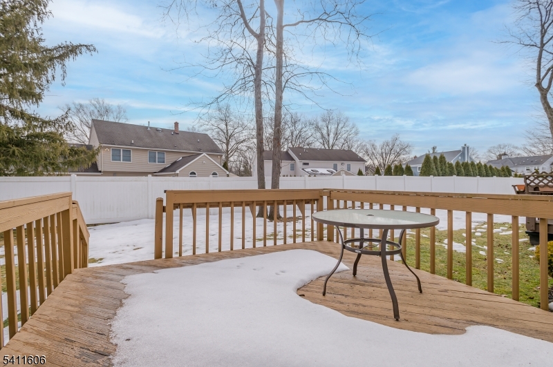 Log Cabin Estates - Residential