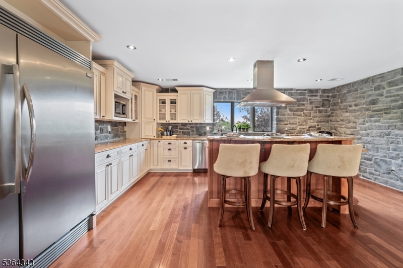 near Country Classics - Residential