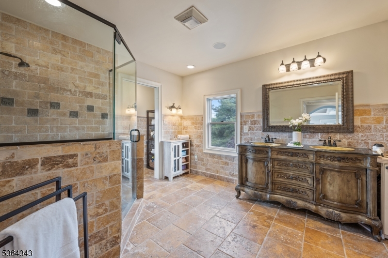 near Country Classics - Residential