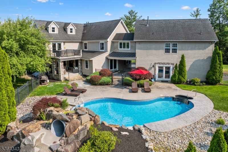 near Country Classics - Residential