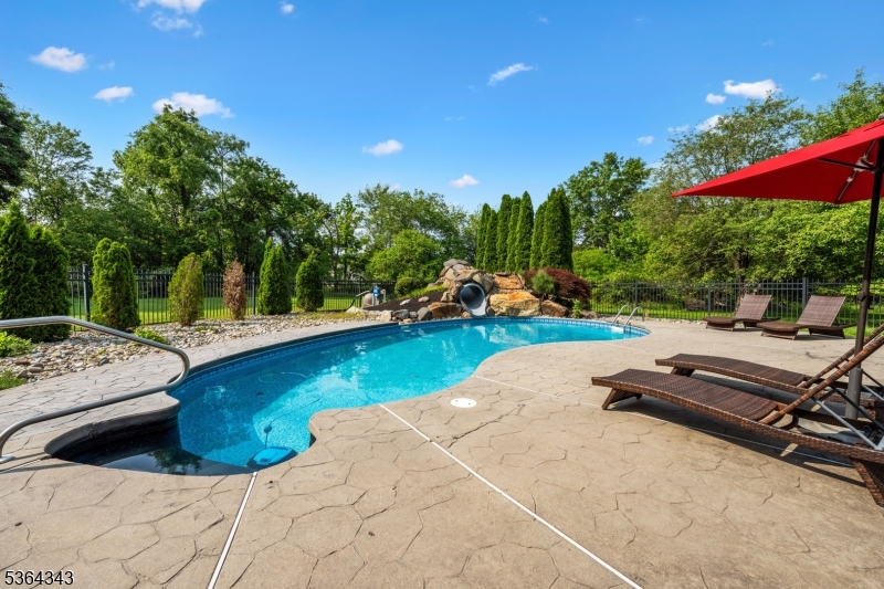 near Country Classics - Residential