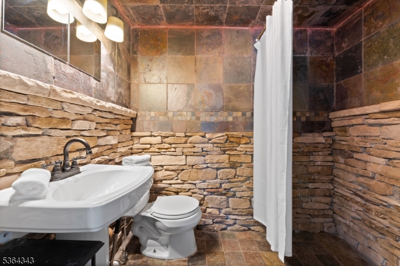 near Country Classics - Residential