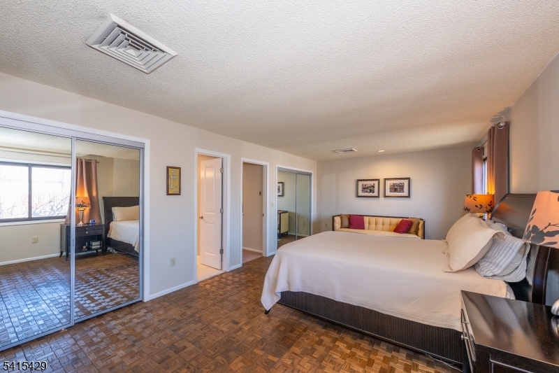 Villas at Eagle Ridge - Residential