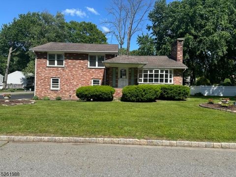 49 Auburn Rd, Parsippany-Troy Hills Twp., NJ 07054 - #: 3904779