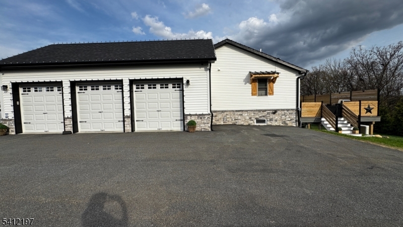 Rolling Hills Estate - Residential