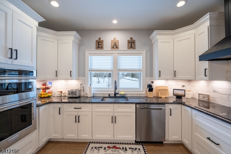 Rolling Hills Estate - Residential