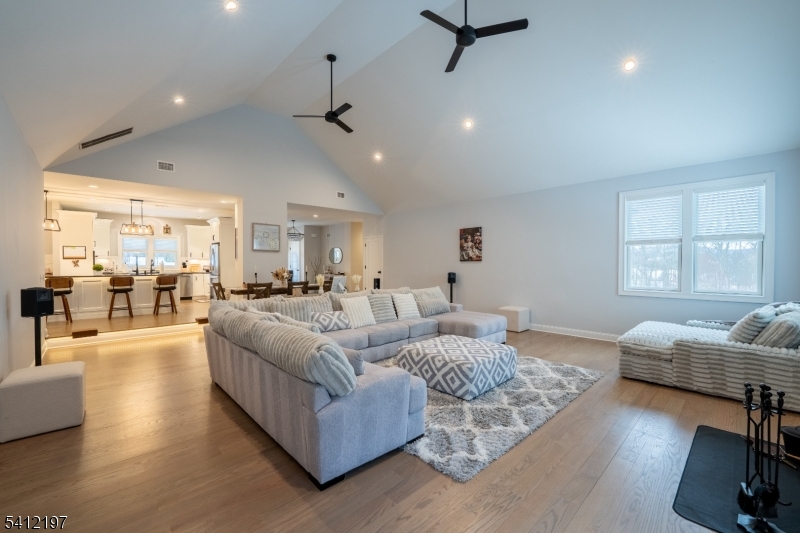 Rolling Hills Estate - Residential