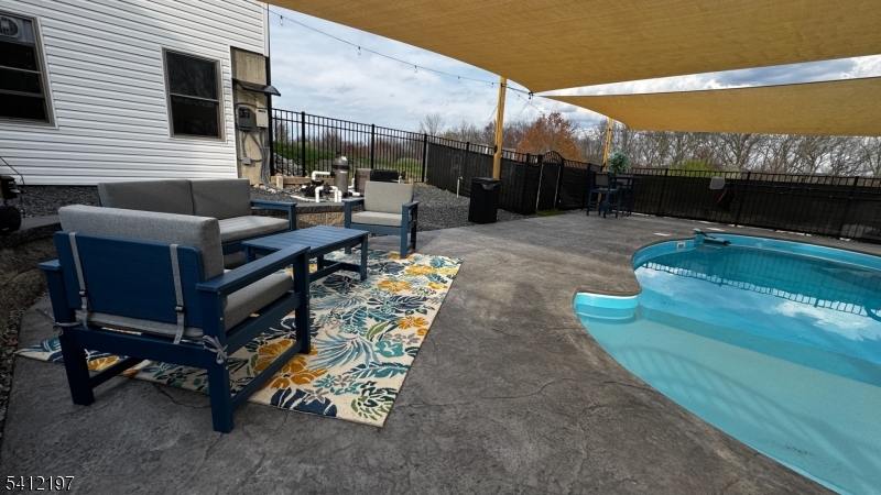 Rolling Hills Estate - Residential