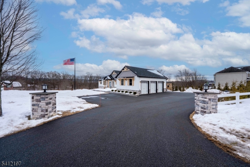 Rolling Hills Estate - Residential