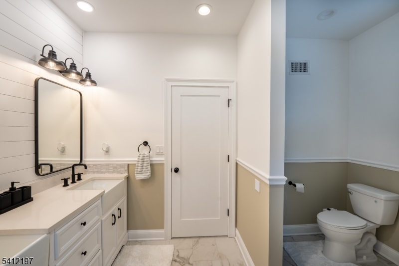 Rolling Hills Estate - Residential