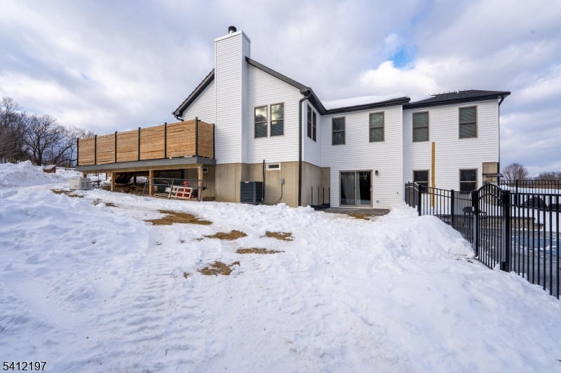 Rolling Hills Estate - Residential