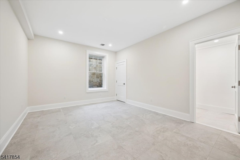 Hill Section - Residential