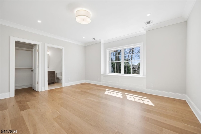 Hill Section - Residential