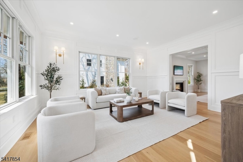 Hill Section - Residential
