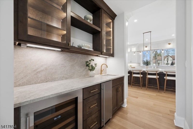 Hill Section - Residential