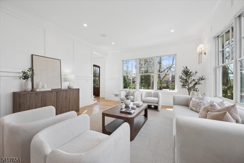 Hill Section - Residential