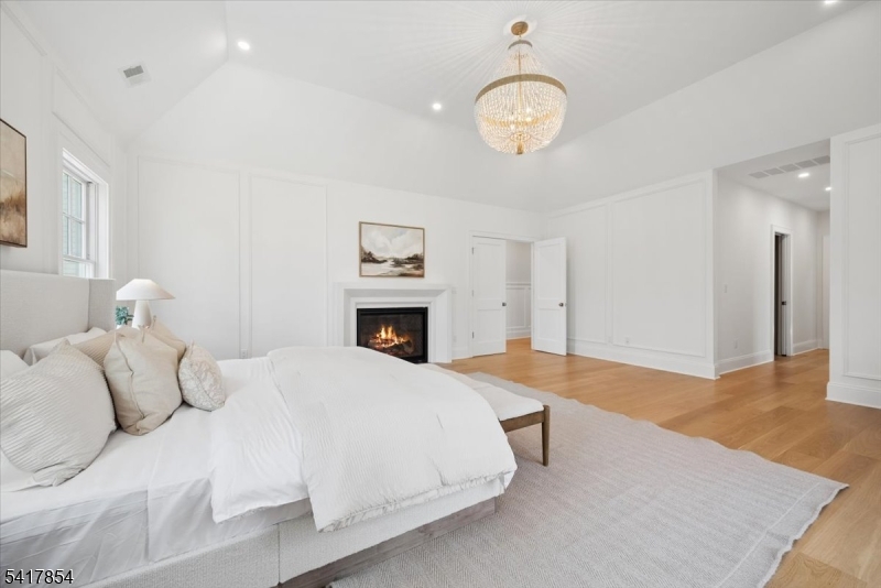 Hill Section - Residential