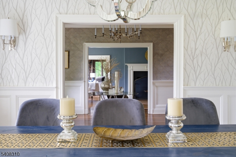 OLD SHORT HILLS - Residential