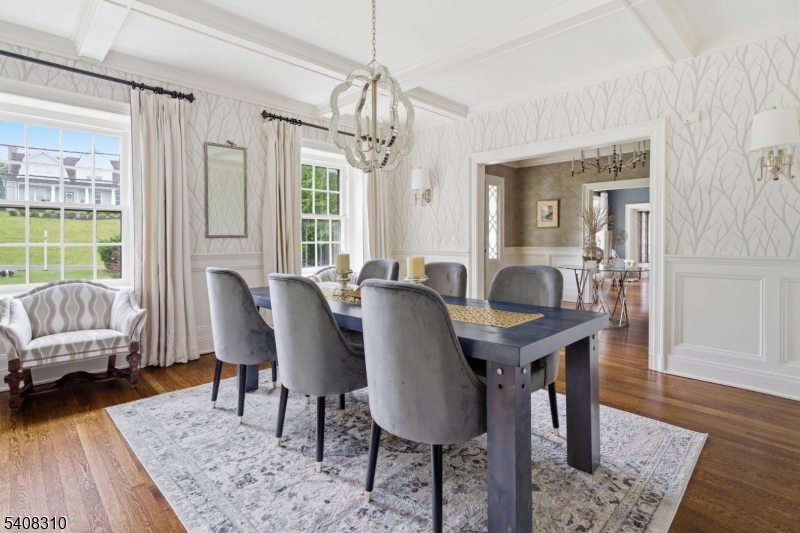 OLD SHORT HILLS - Residential