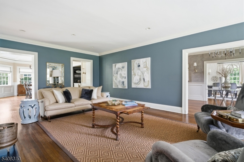 OLD SHORT HILLS - Residential