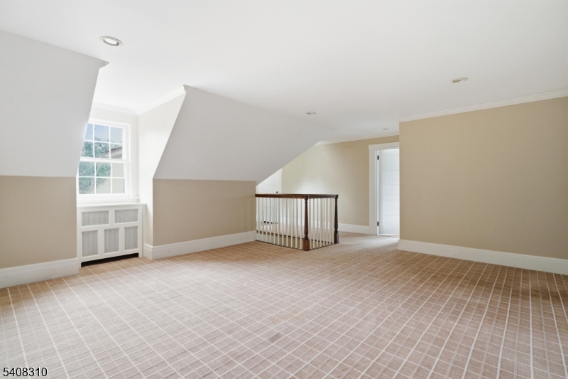 OLD SHORT HILLS - Residential