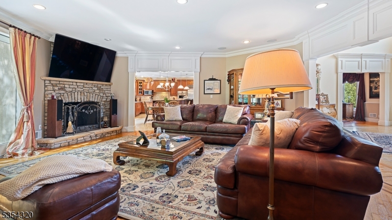 GREGORY - Residential