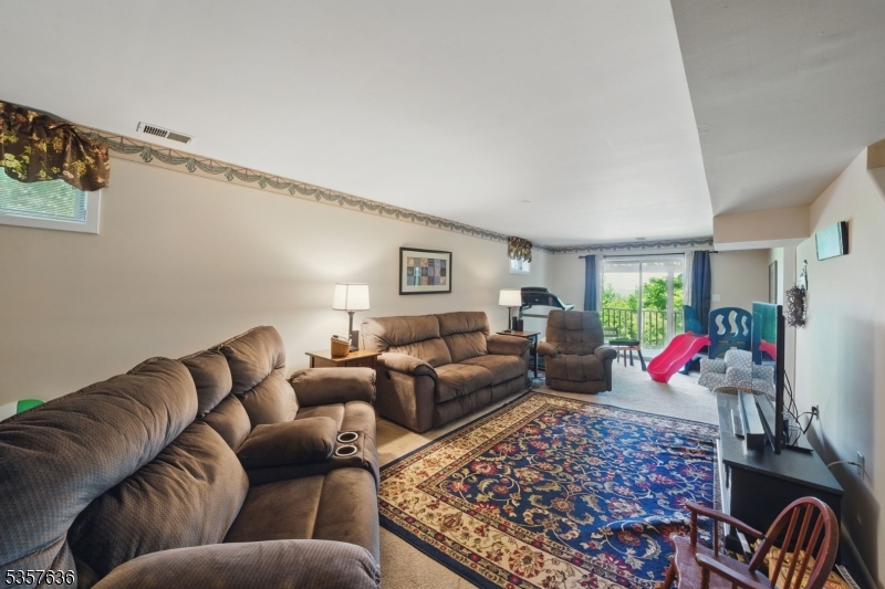 Mountain Ridge - Residential