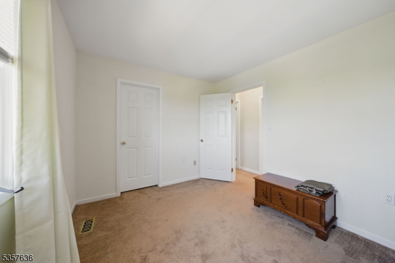 Mountain Ridge - Residential