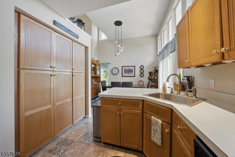 Mountain Ridge - Residential