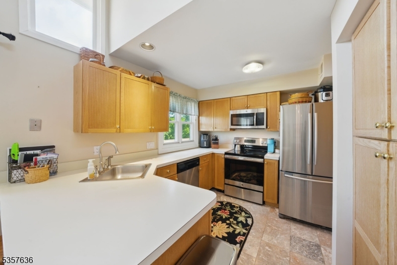 Mountain Ridge - Residential