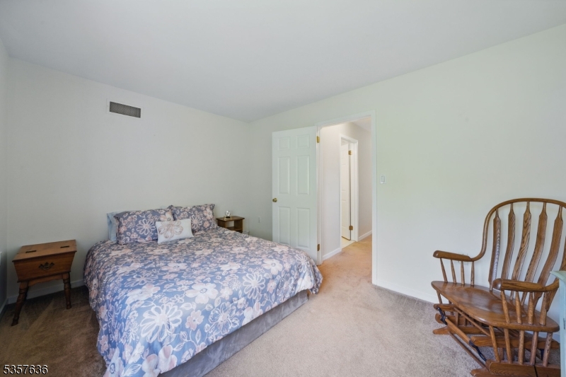 Mountain Ridge - Residential