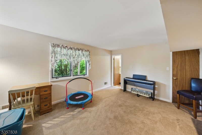 Mountain Ridge - Residential