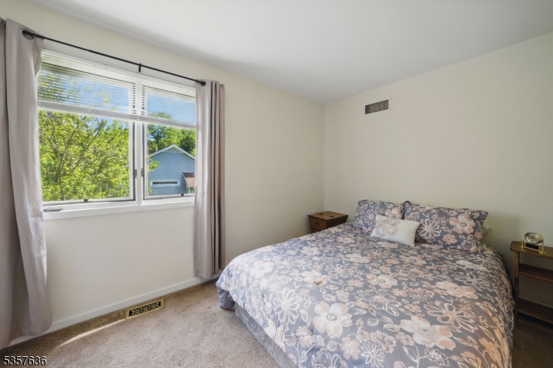 Mountain Ridge - Residential