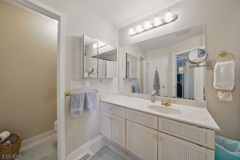 Mountain Ridge - Residential