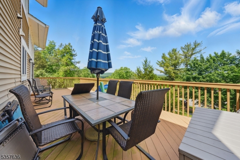 Mountain Ridge - Residential