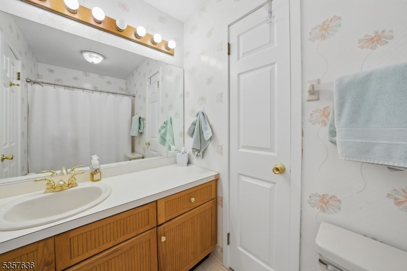 Mountain Ridge - Residential