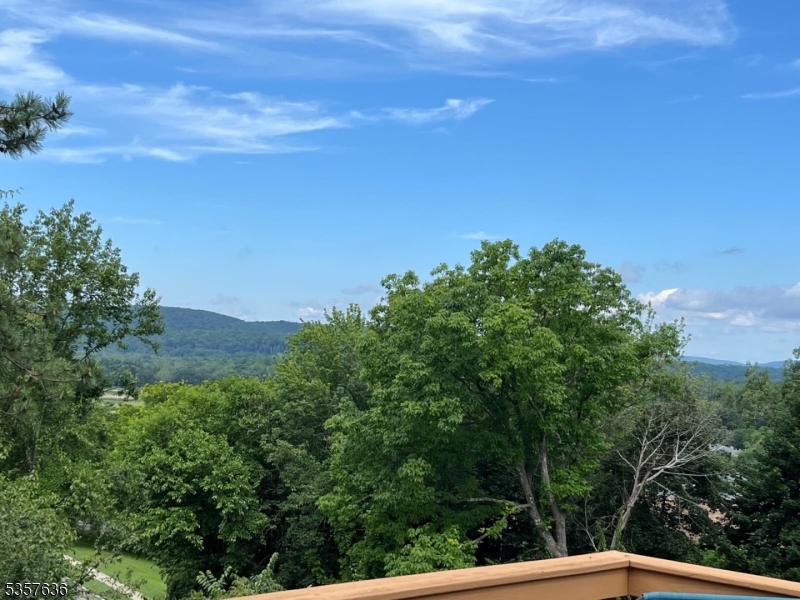 Mountain Ridge - Residential