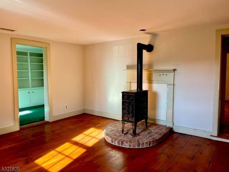 GLADSTONE - Residential