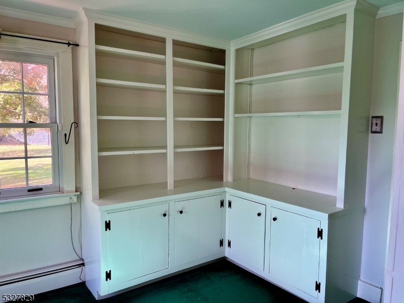 GLADSTONE - Residential