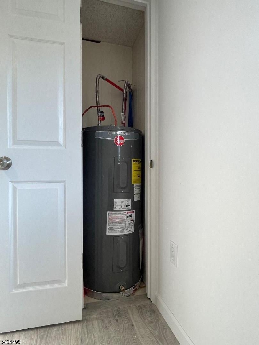 Finns Mobile Home Park - Residential