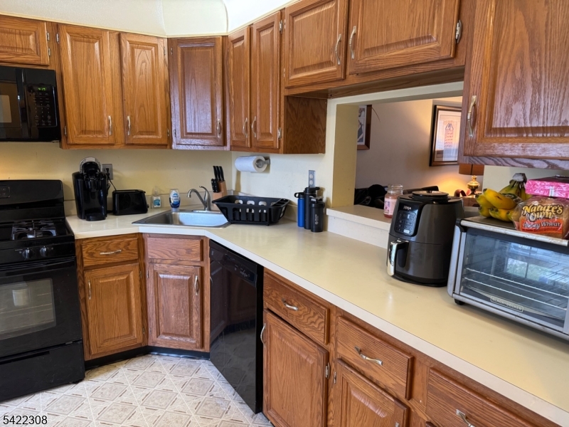 SOCIETY HILL SOMERSET III - Residential