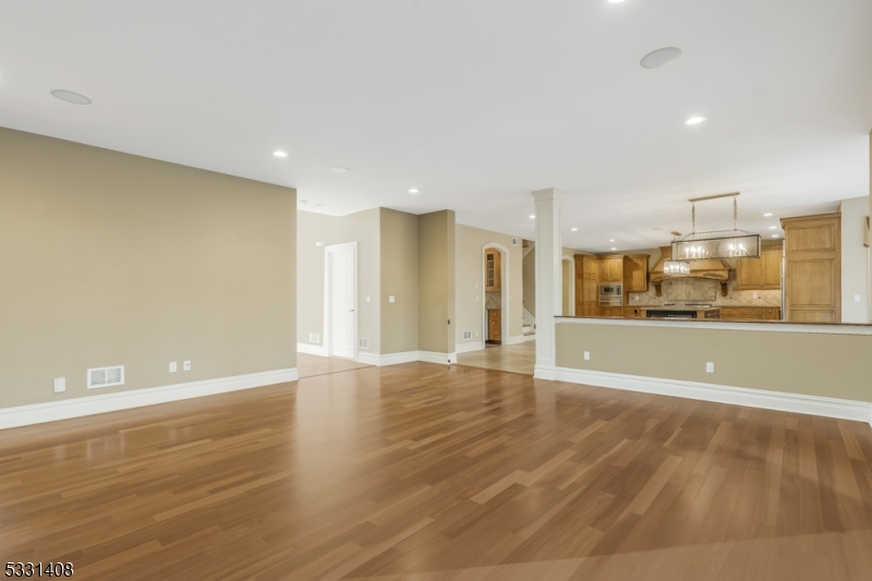 Ravenswood - Residential