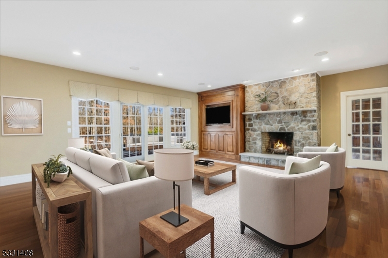 Ravenswood - Residential