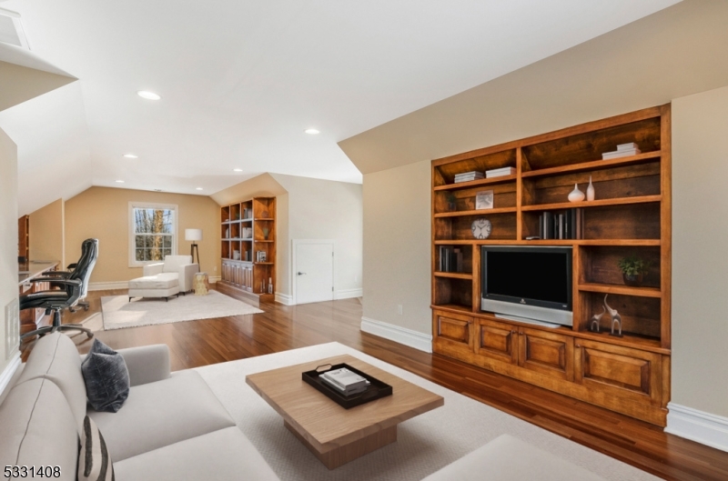 Ravenswood - Residential