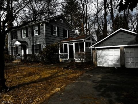 MLS: 3946937