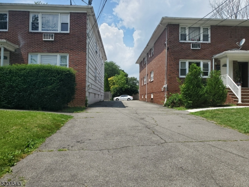 Downtown - Commercial Sale