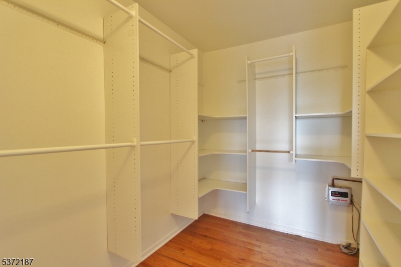 Green Brook Twp., New Jersey 08812, United States, 2 Bedrooms Bedrooms, ,2 BathroomsBathrooms,Residential,Active,173624