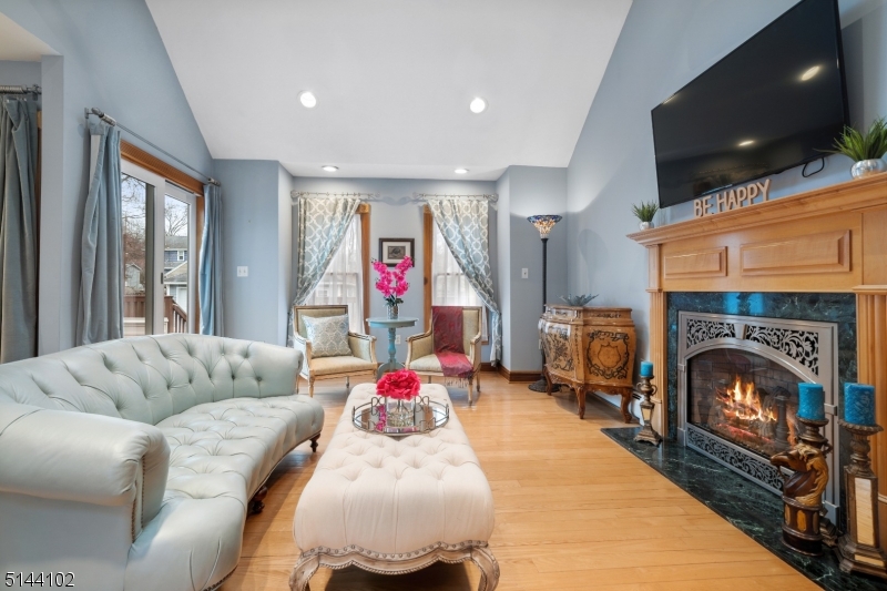 Convent Station - Residential