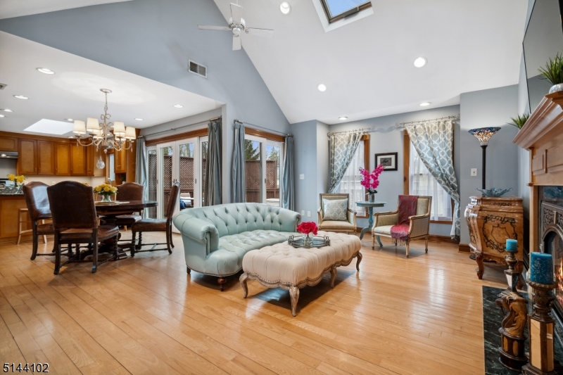 Convent Station - Residential